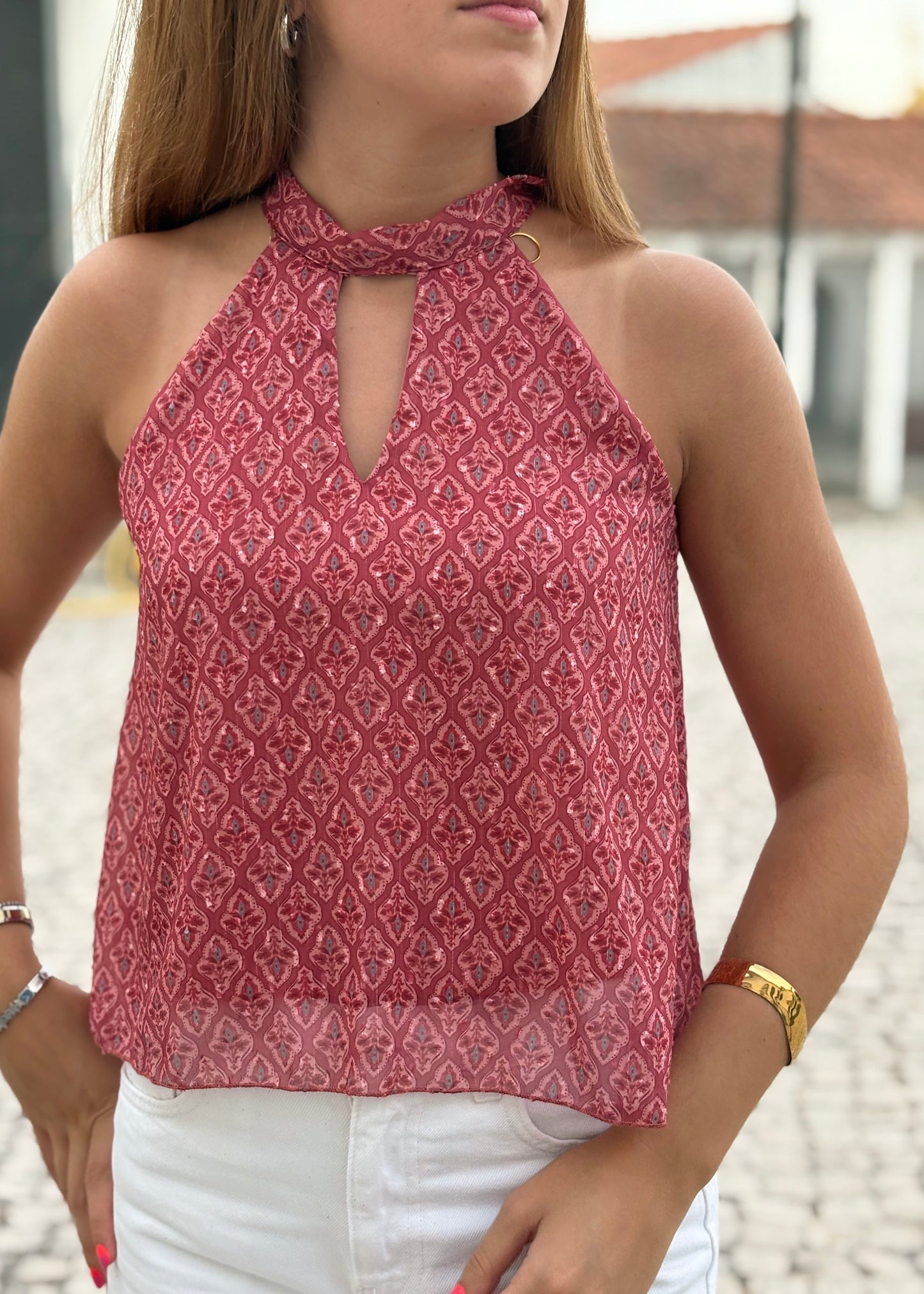 Top Estampado com Abertura Frontal