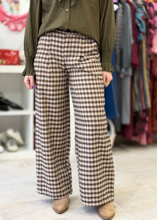 Calças com Padrão em Tecido