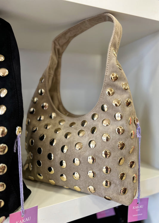 Mala Hobo com Tachas