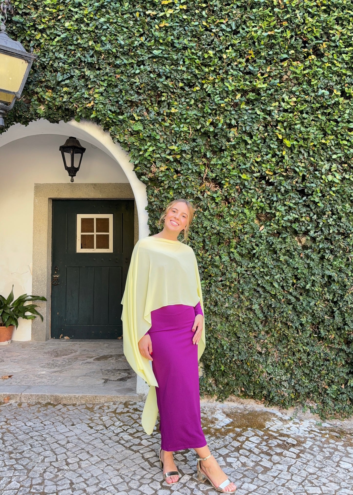 Vestido Midi Beringela Ombros Descobertos