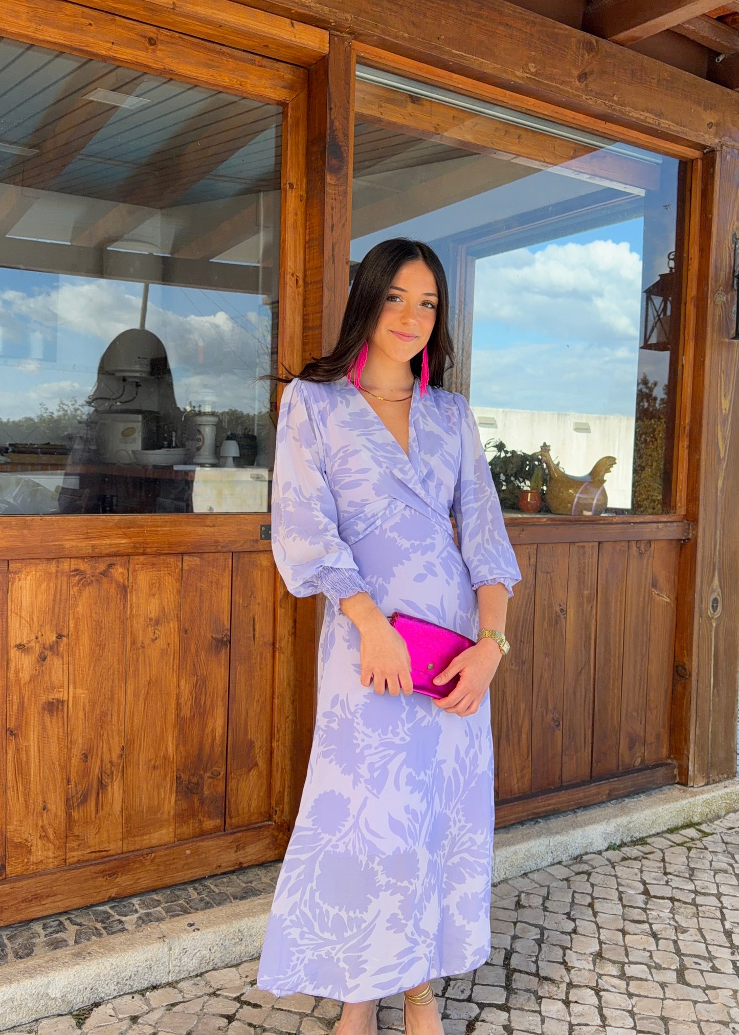 vestido-lilas-detalhes-florais