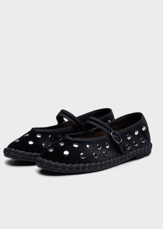 sabrinas com tachas femininas kakau store