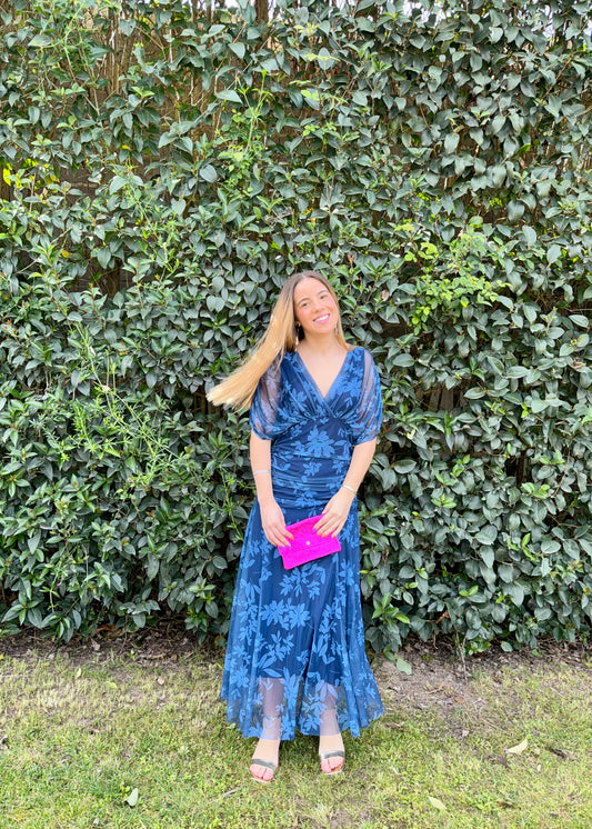 Vestido midi tule