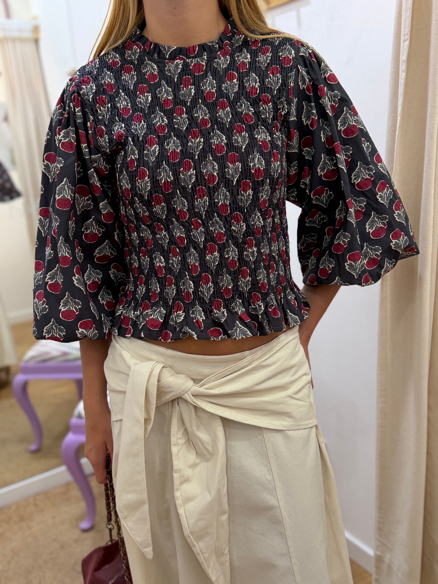 Blusa com Manga Balão