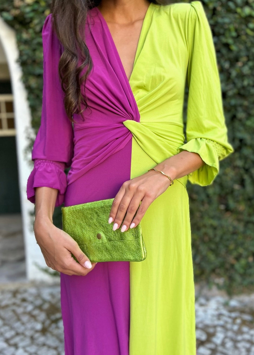 Vestido Midi Bicolor Twist