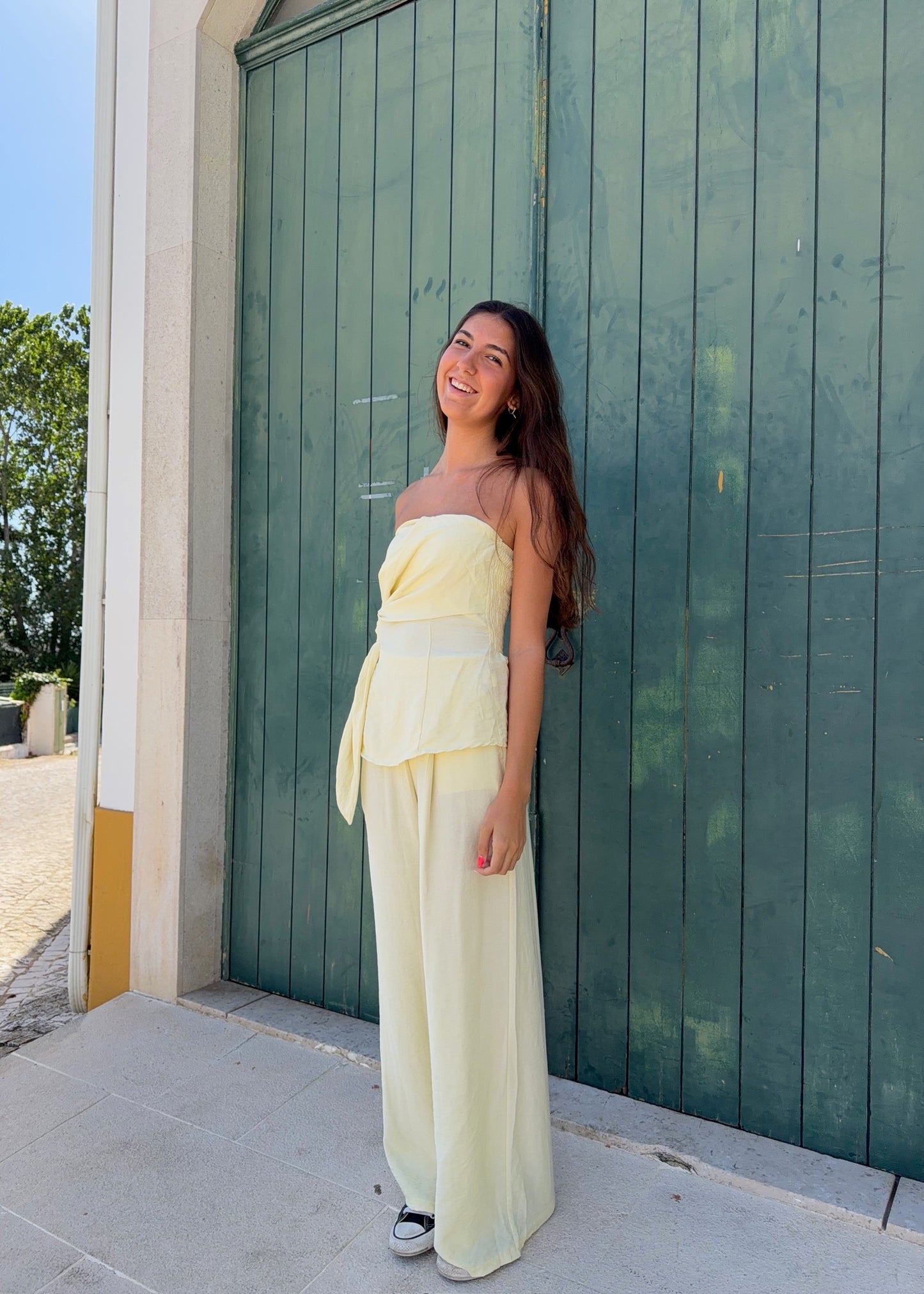 Conjunto Liso com Detalhes