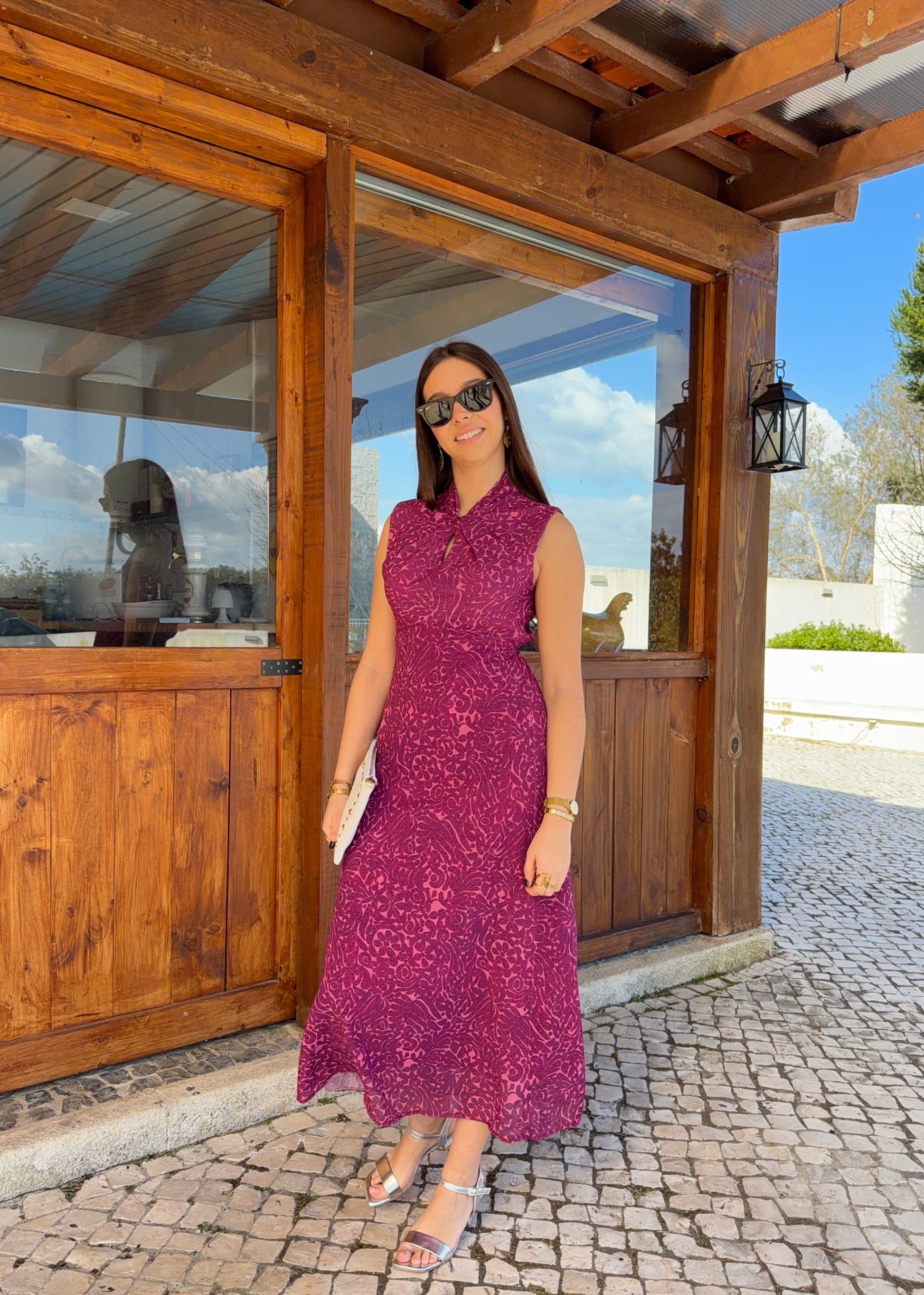 vestido sem mangas com padrao kakau store