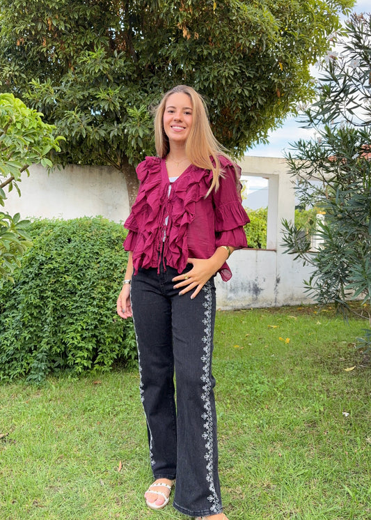 Blusa com Folhos e Manga 3/4