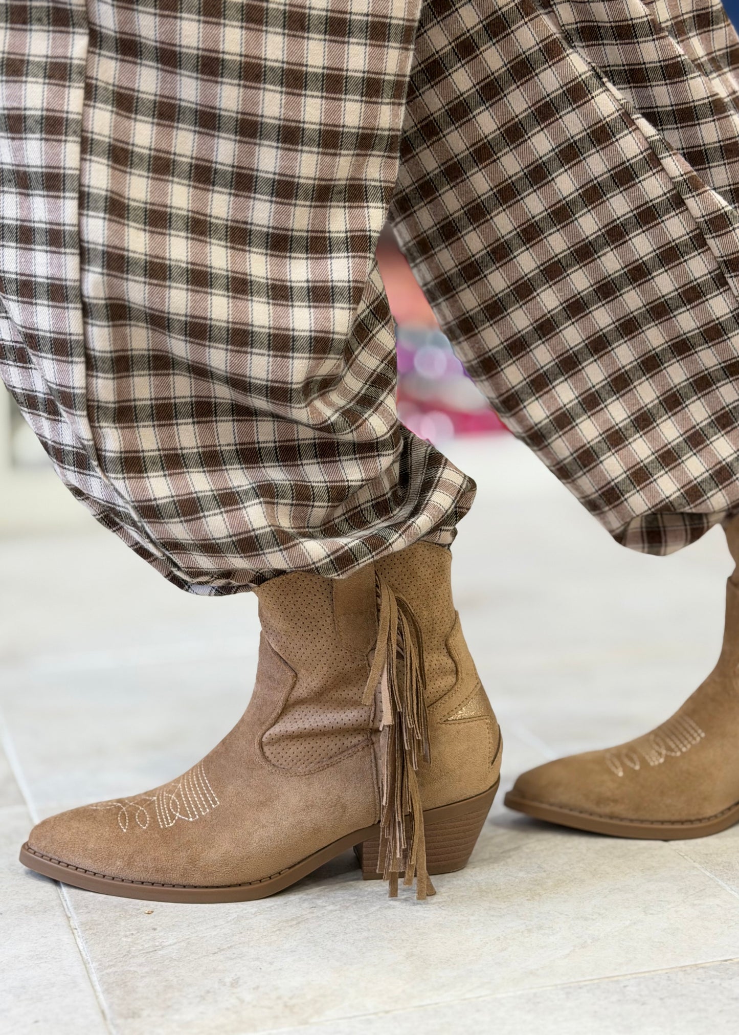 Botas com Estrela e Franjas