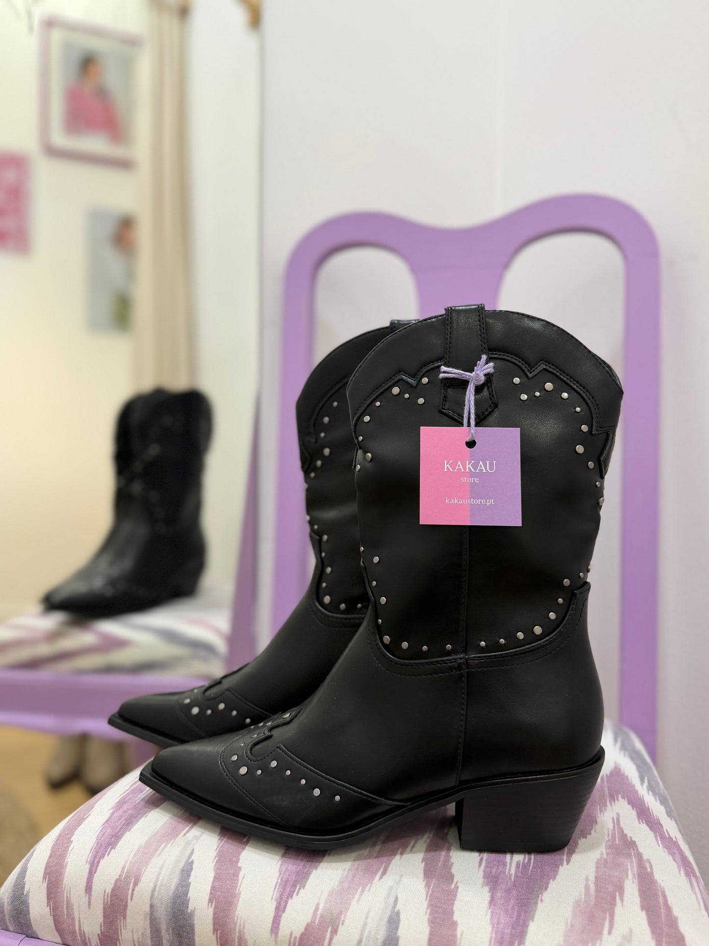 Botas com Tachas