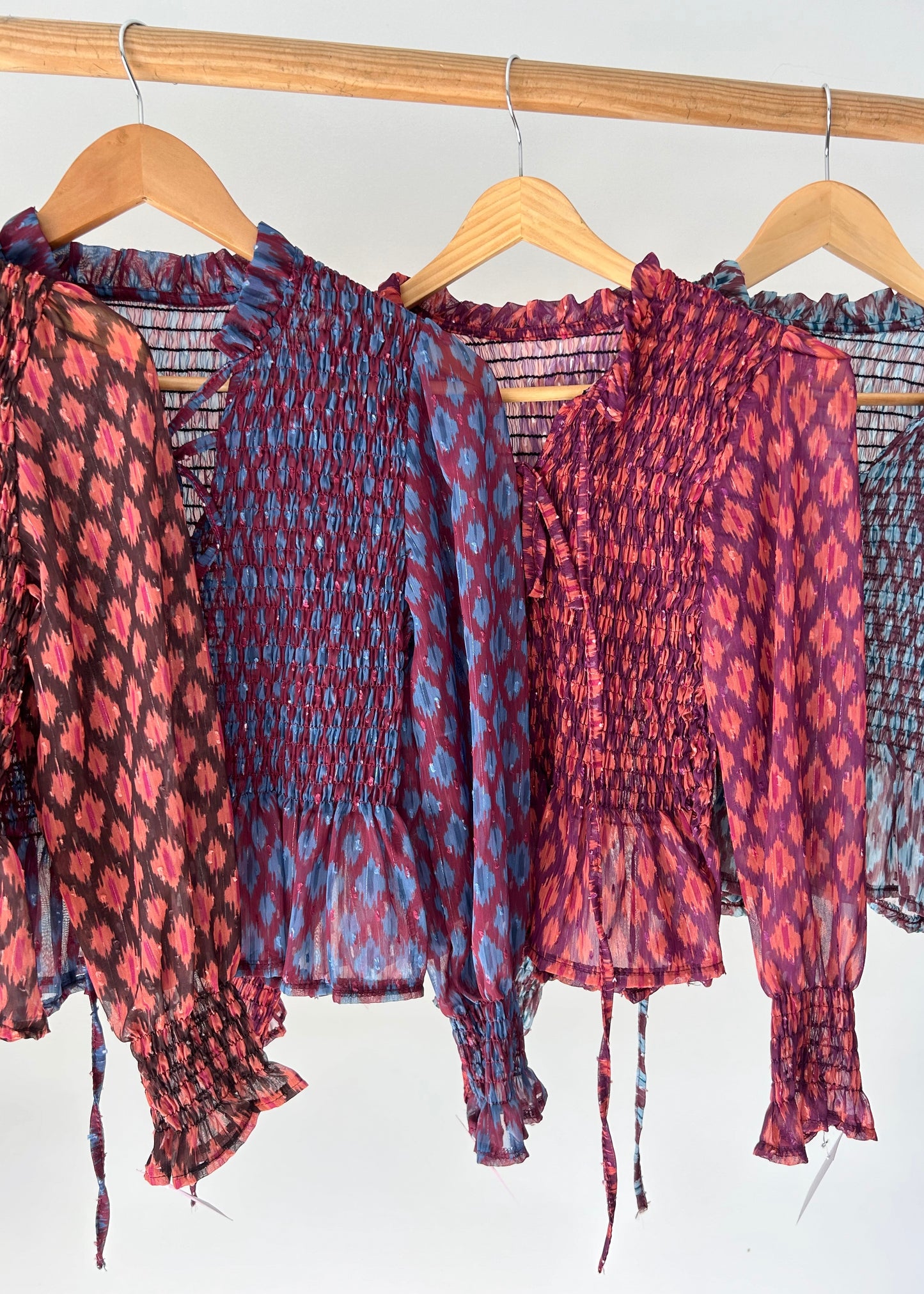 Blusa com Elásticos