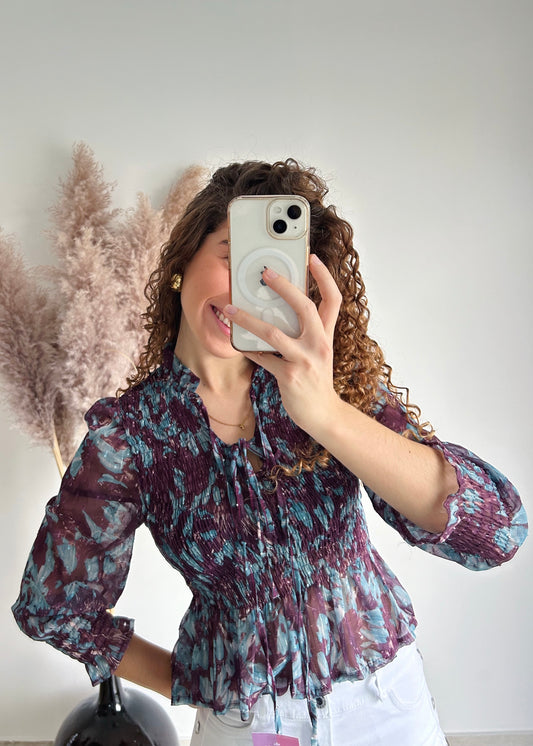 Blusa com Elásticos