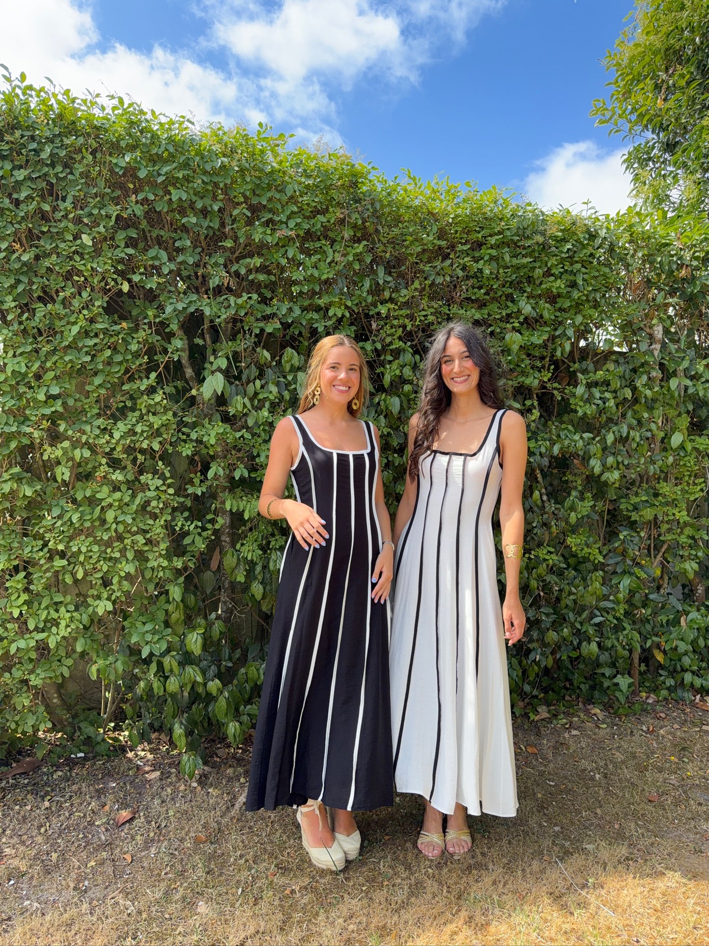 Vestido Cintado com Riscas