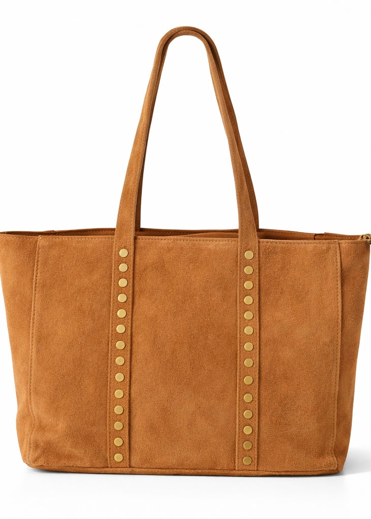 Mala de Ombro em Pele com Tachas e Fecho