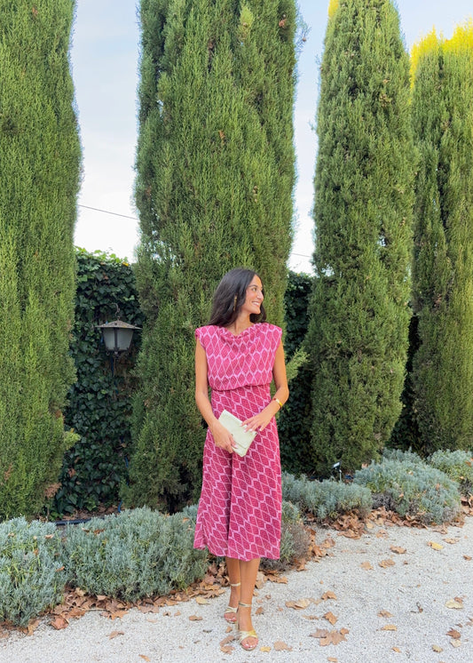 Vestido midi com decote drapeado
