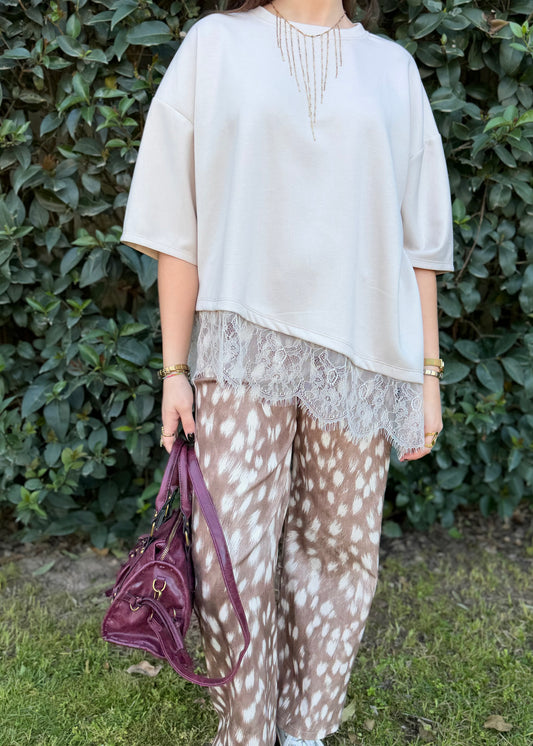 T-shirt com Renda