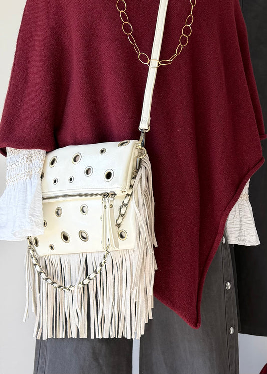 mala com tachas e franjas sintetica kakau store