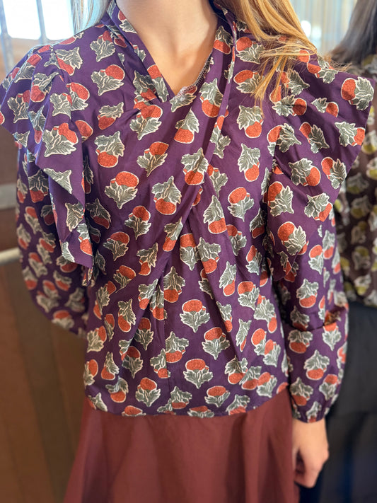Blusa com Folhos
