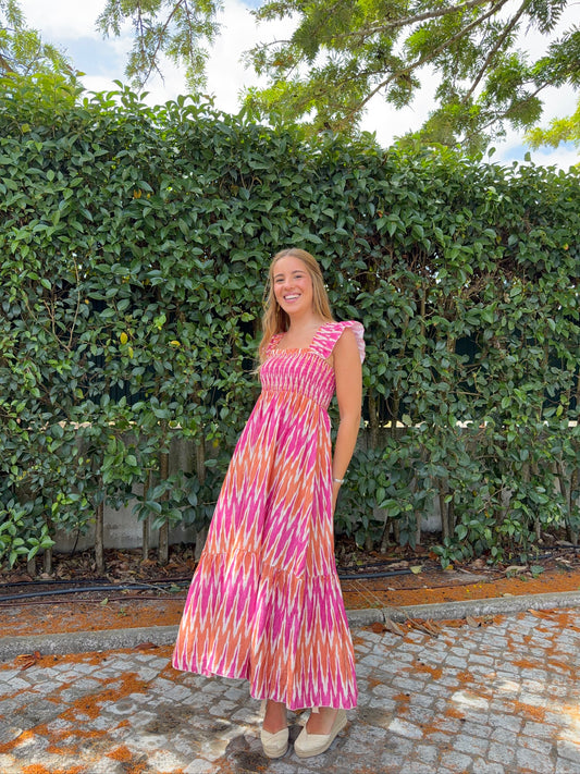 Vestido com Padrão e Elásticos