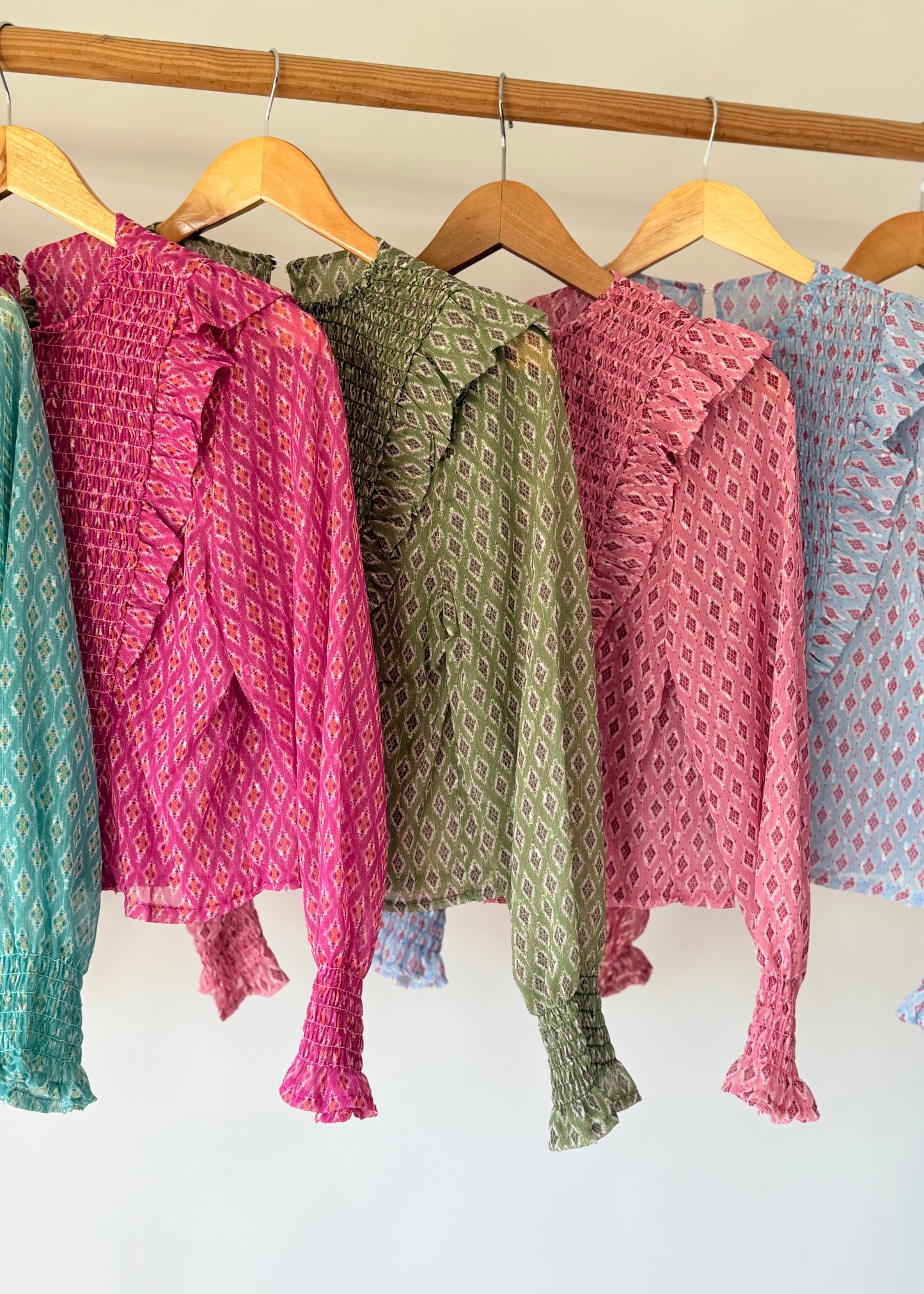 Blusa com Elásticos