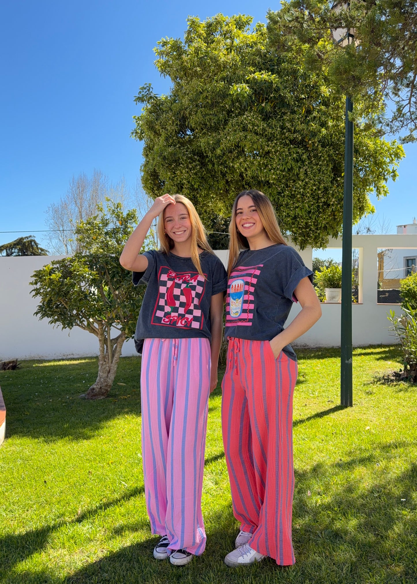 calcas femininas largas riscas kakau store