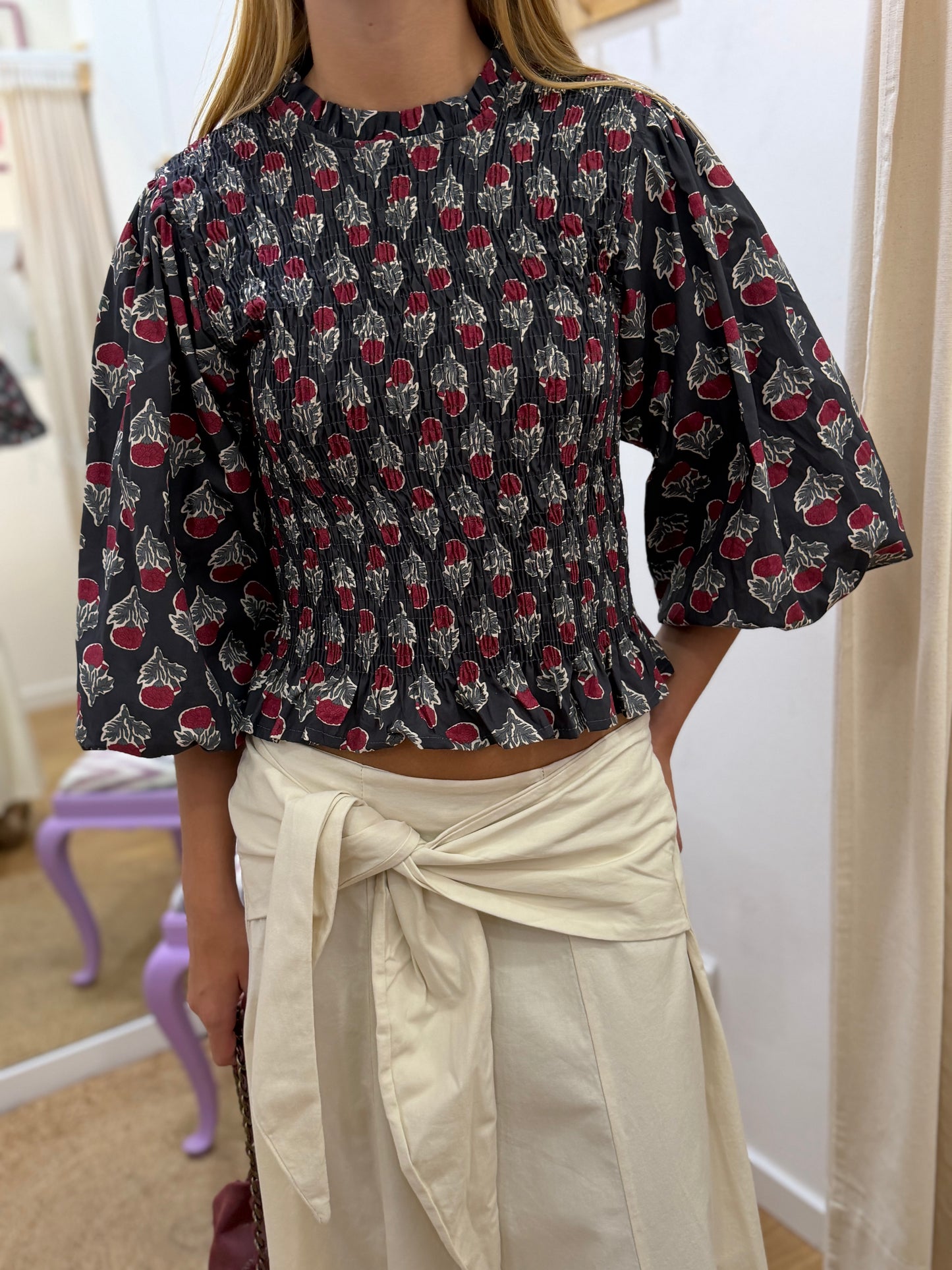Blusa com Manga Balão