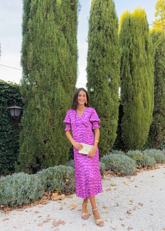 Vestido Midi com Manga Bufante e Decote em V