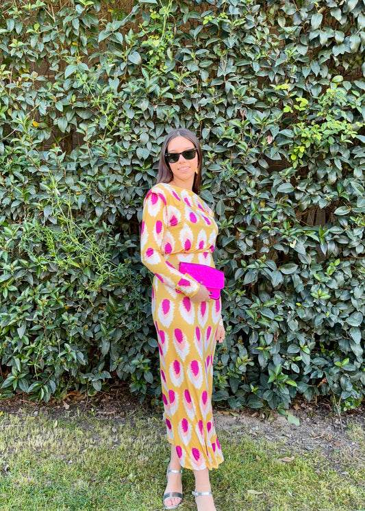 vestido com padrao aberto kakau store