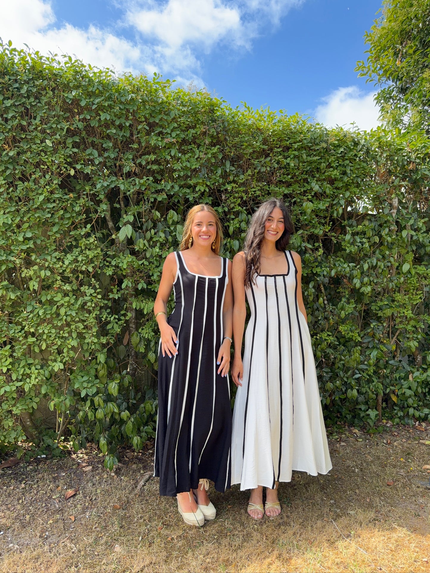 Vestido Cintado com Riscas