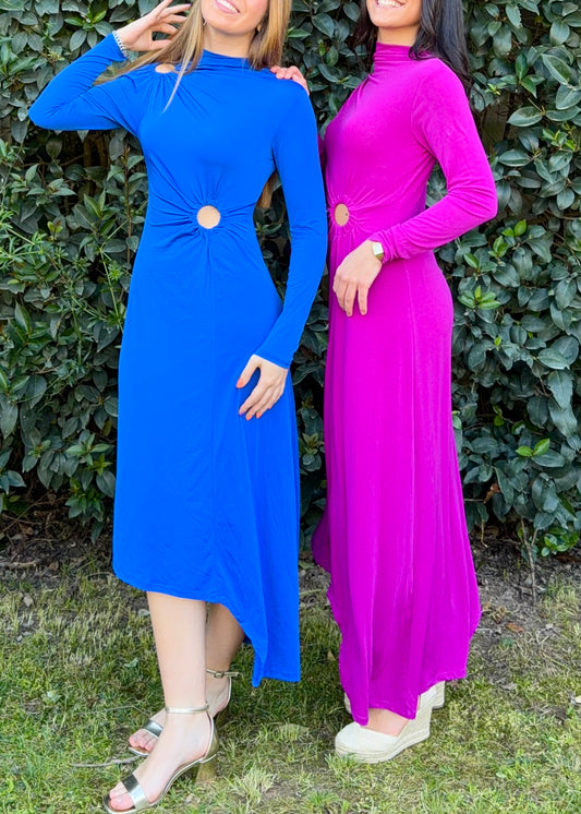 vestido com aberturas e assimetria kakau store