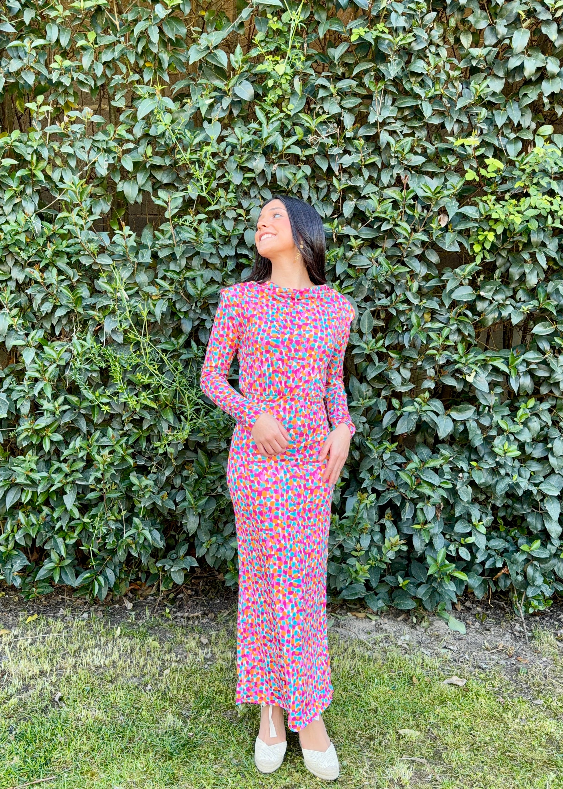 vestido com mangas e padrao kakau store