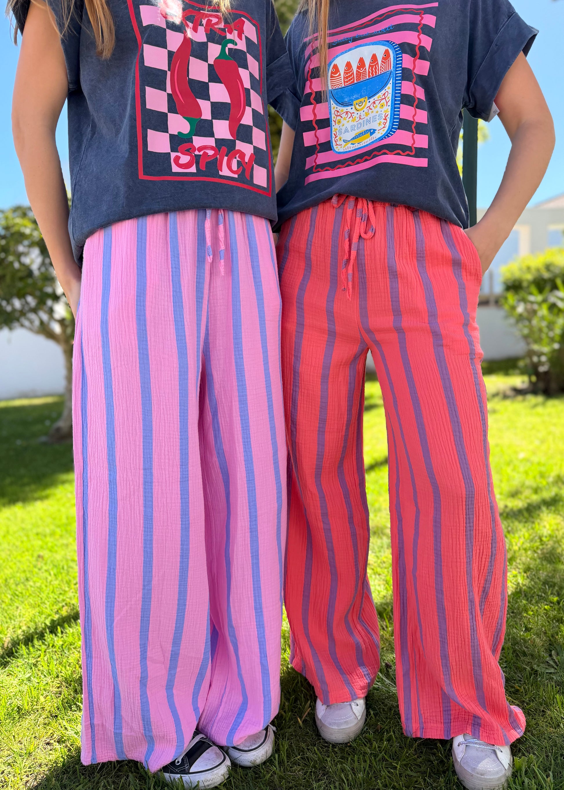 calcas femininas largas riscas kakau store