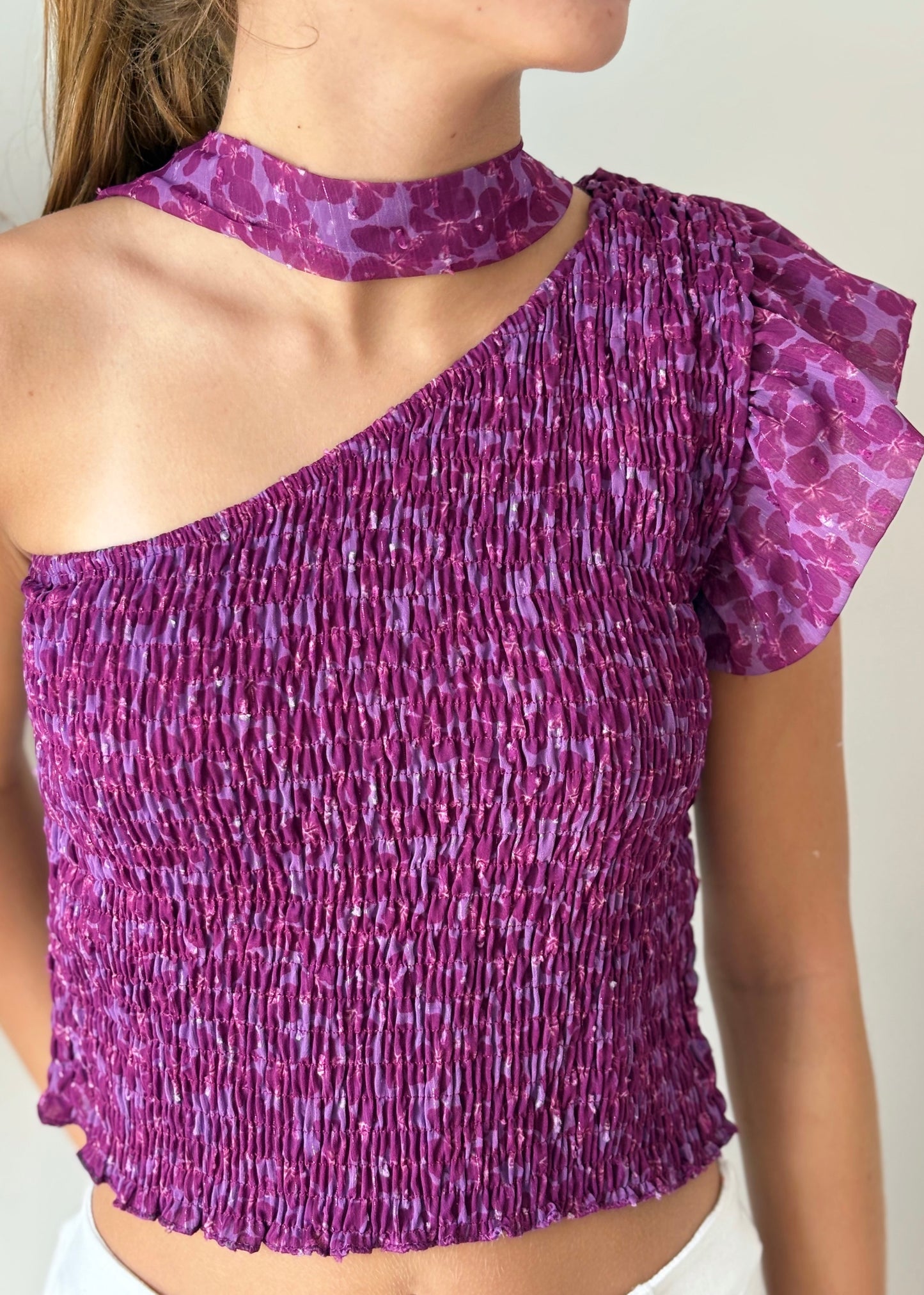 Top de Um Ombro com Lenço/Choker Opcional
