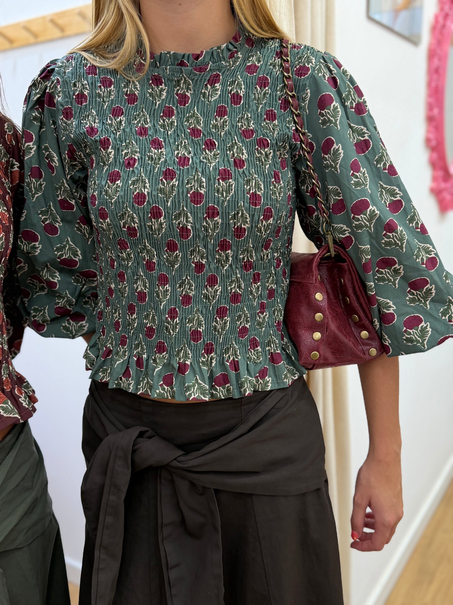 Blusa com Manga Balão