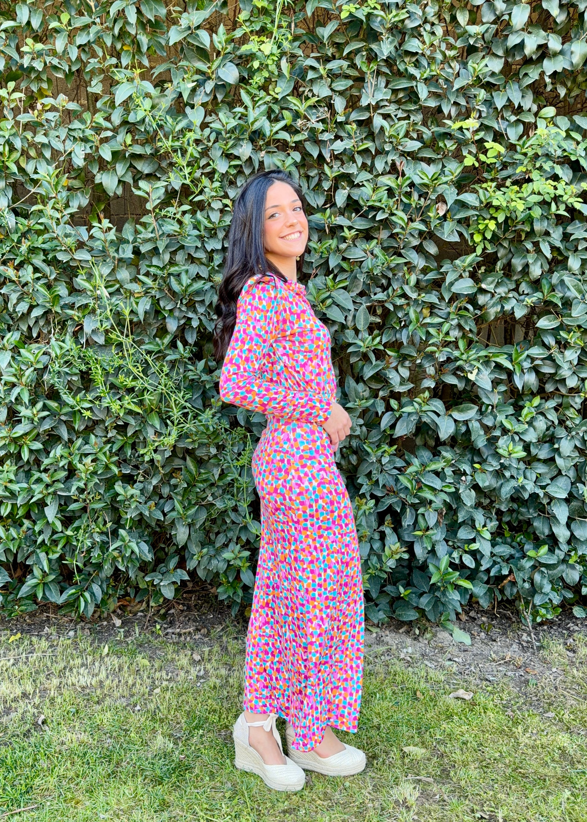 vestido com mangas e padrao kakau store