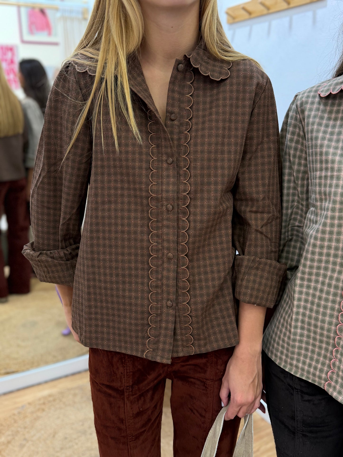 Camisa com Detalhes