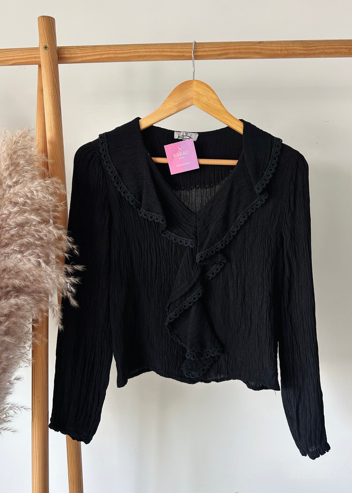 Blusa com Folho