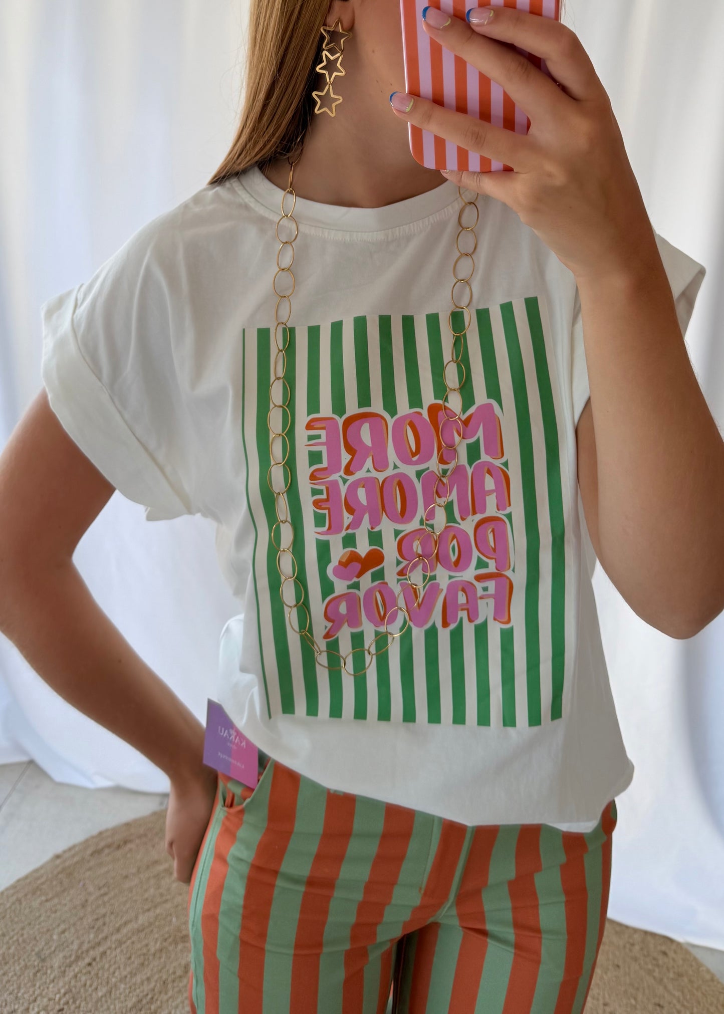 T-Shirt, tamanho único (veste XS – M), disponível em várias cores, gola redonda, manga curta, corte confortável